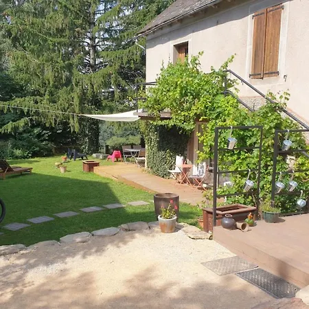 Prázdninový dům Les Penates En Segala *