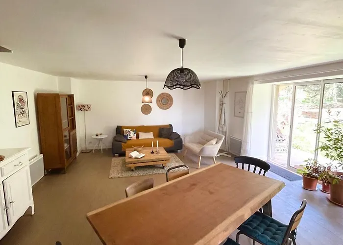 Casa de Férias Les Penates En Segala Quins